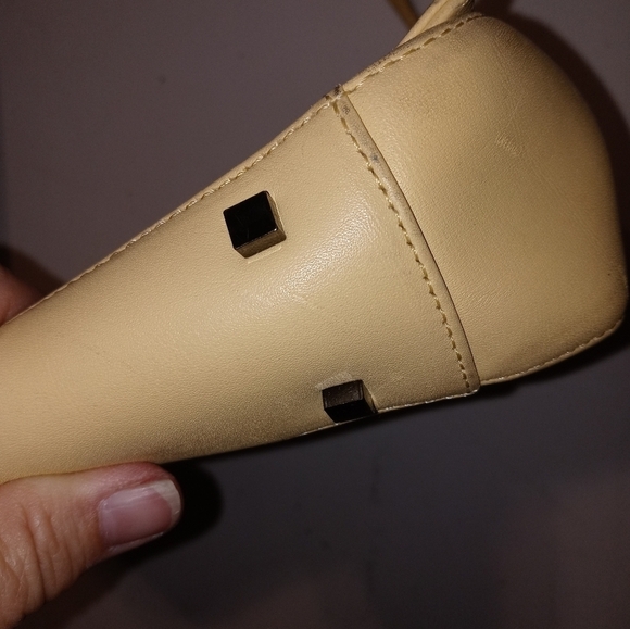 Vintage Anne Klein Retro Pale Yellow Leather Satchel Crossbody/Shoulder bag - Picture 5 of 10